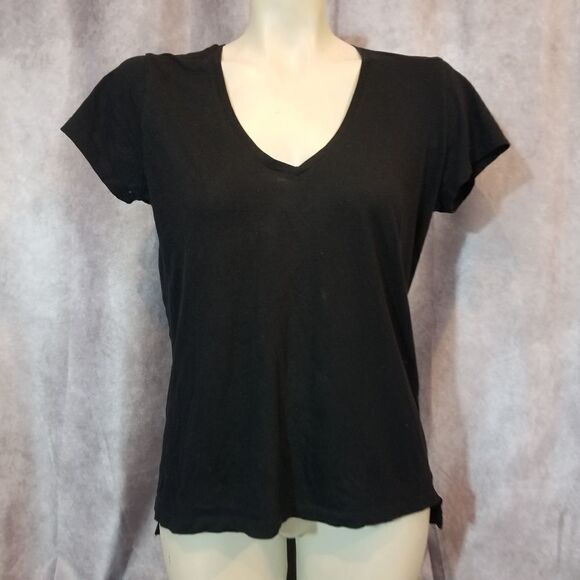 Zara Woman Basic Black V-Neck Tee Size Medium - Picture 2 of 4